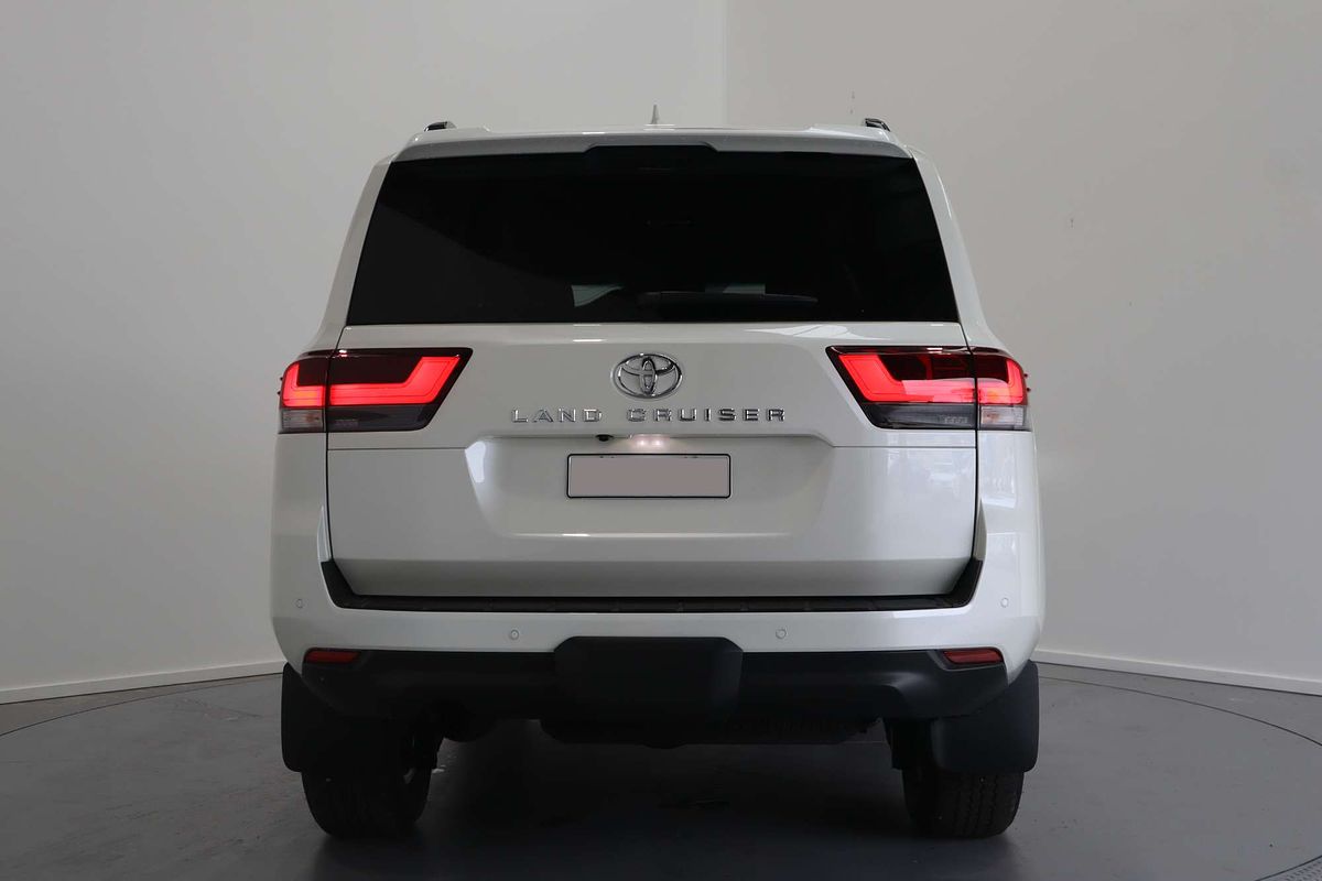 2024 Toyota Landcruiser GXL FJA300R