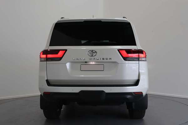 2024 Toyota Landcruiser GXL FJA300R