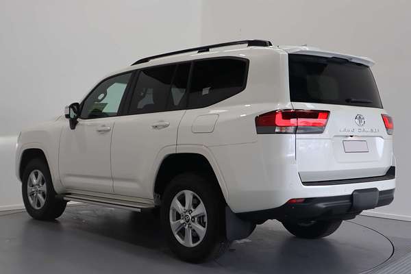 2024 Toyota Landcruiser GXL FJA300R
