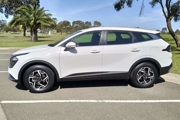 2024 Kia Sportage S NQ5