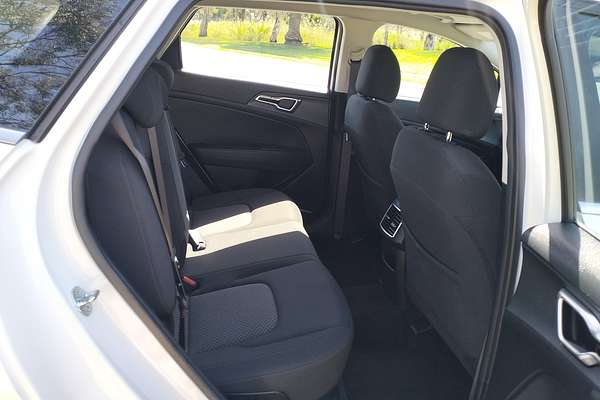 2024 Kia Sportage S NQ5