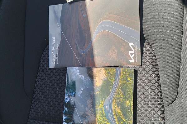 2024 Kia Sportage S NQ5