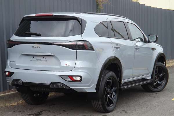 2025 Isuzu MU-X X-TERRAIN