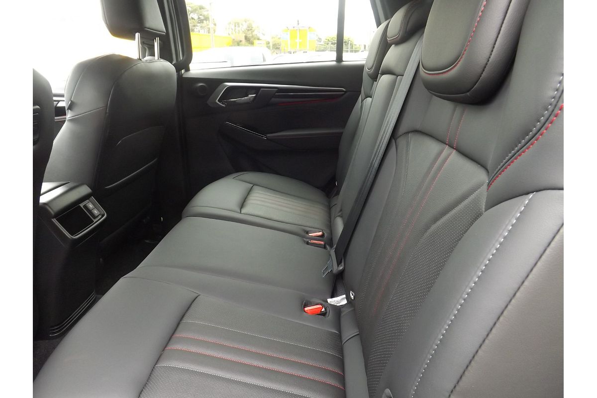 2025 Isuzu MU-X X-TERRAIN