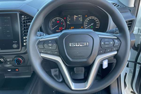 2025 Isuzu D-MAX SX High Ride Rear Wheel Drive