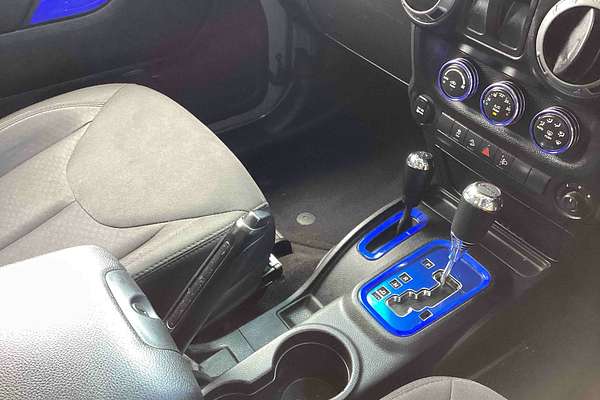 2013 Jeep Wrangler Sport JK