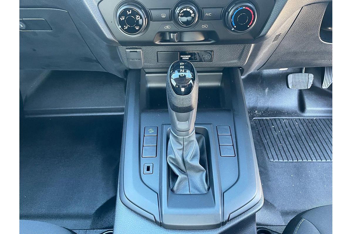 2025 Isuzu D-MAX SX High Ride Rear Wheel Drive