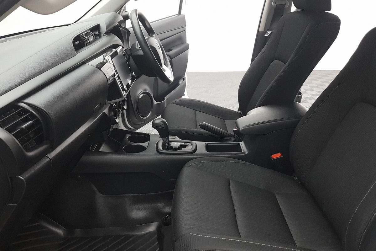 2022 Toyota Hilux SR GUN126R 4X4