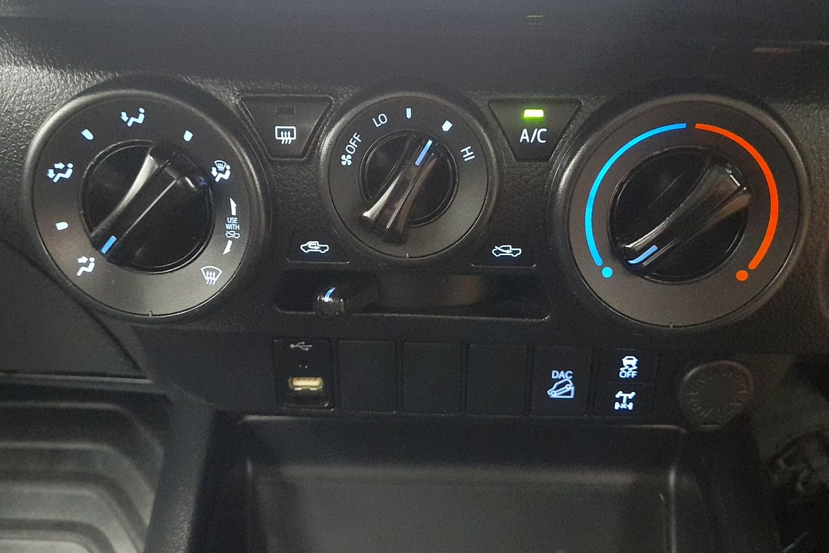 2022 Toyota Hilux SR GUN126R 4X4