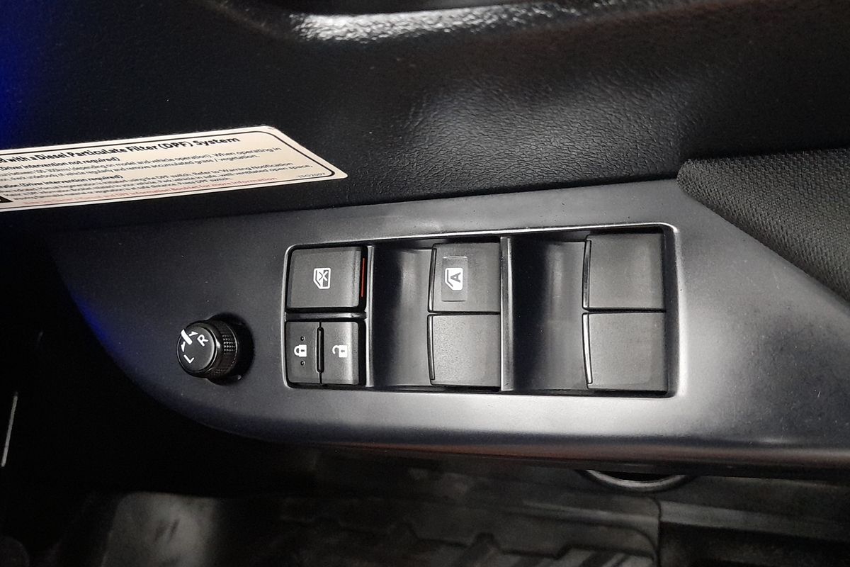 2022 Toyota Hilux SR GUN126R 4X4