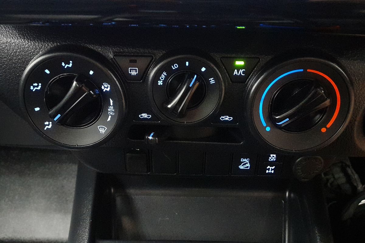 2022 Toyota Hilux SR GUN126R 4X4