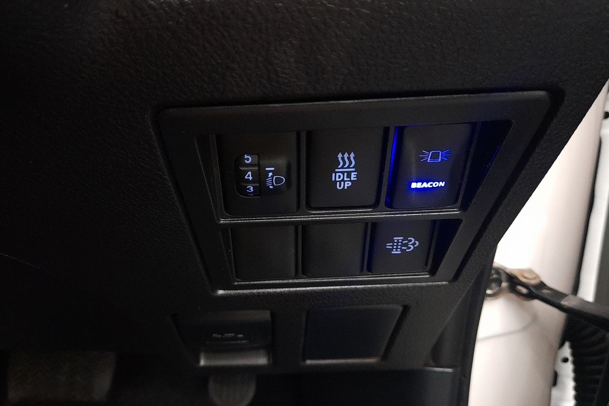 2022 Toyota Hilux SR GUN126R 4X4