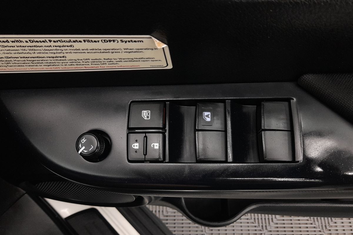 2022 Toyota Hilux SR GUN126R 4X4