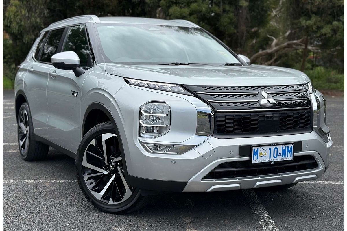 2025 Mitsubishi Outlander PHEV Aspire ZM