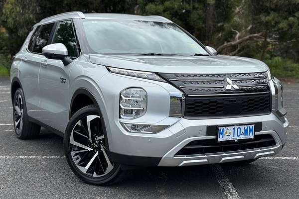 2025 Mitsubishi Outlander PHEV Aspire ZM