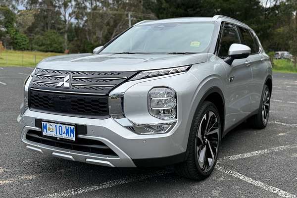 2025 Mitsubishi Outlander PHEV Aspire ZM