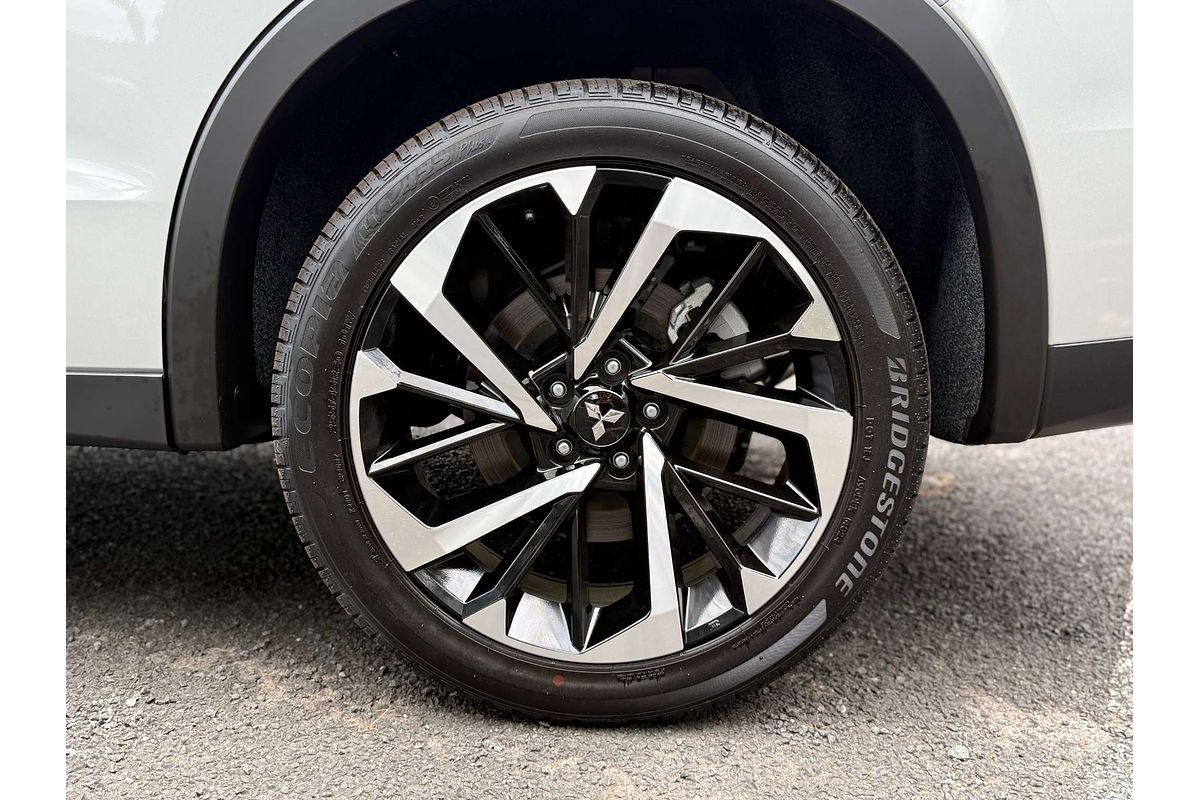 2025 Mitsubishi Outlander PHEV Aspire ZM