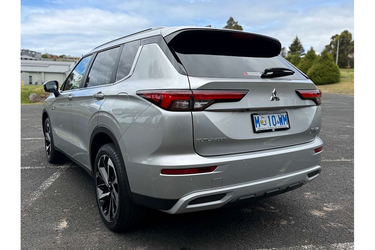 2025 Mitsubishi Outlander PHEV Aspire ZM