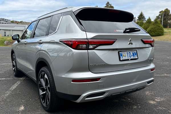 2025 Mitsubishi Outlander PHEV Aspire ZM