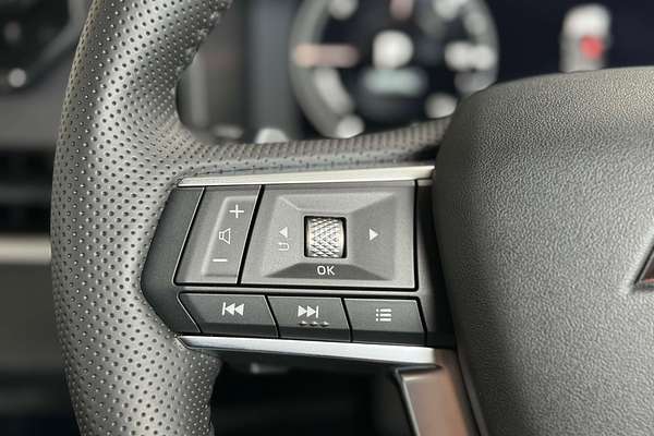 2025 Mitsubishi Outlander PHEV Aspire ZM