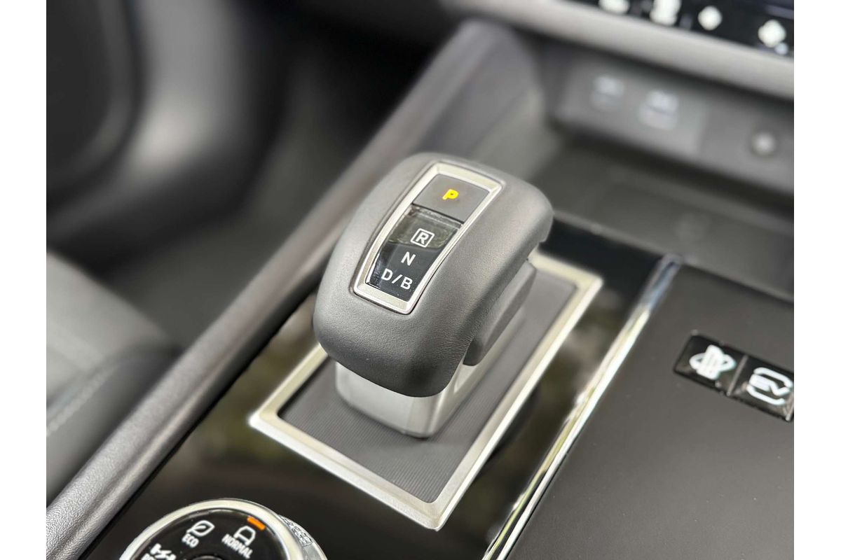 2025 Mitsubishi Outlander PHEV Aspire ZM