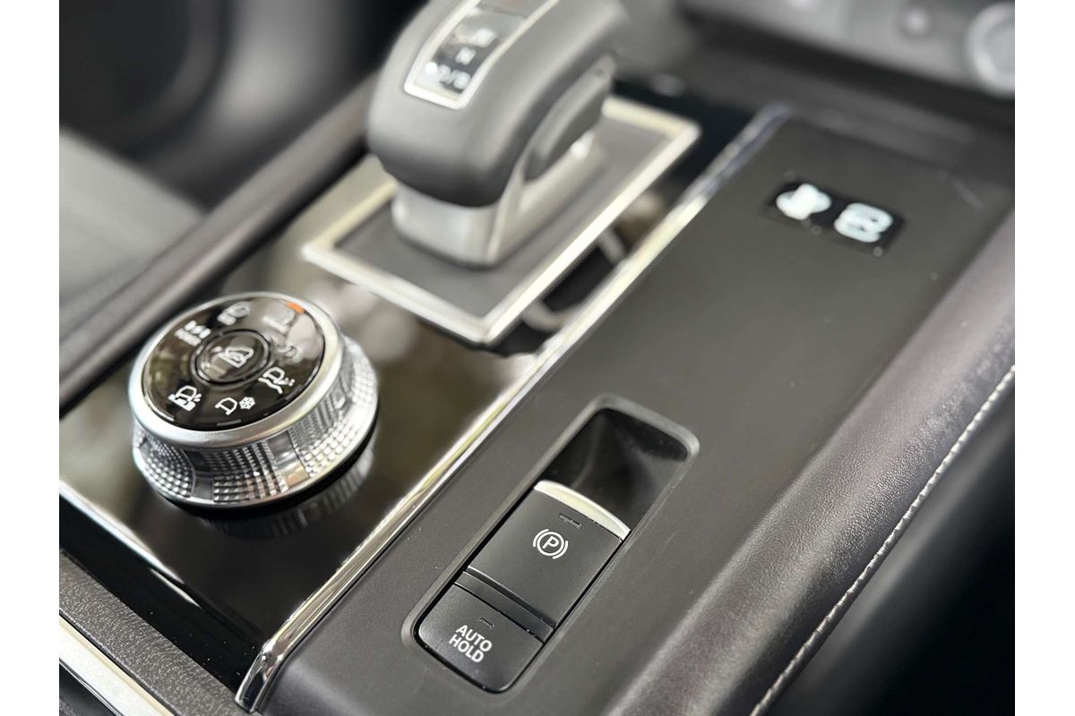 2025 Mitsubishi Outlander PHEV Aspire ZM