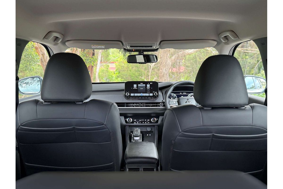 2025 Mitsubishi Outlander PHEV Aspire ZM