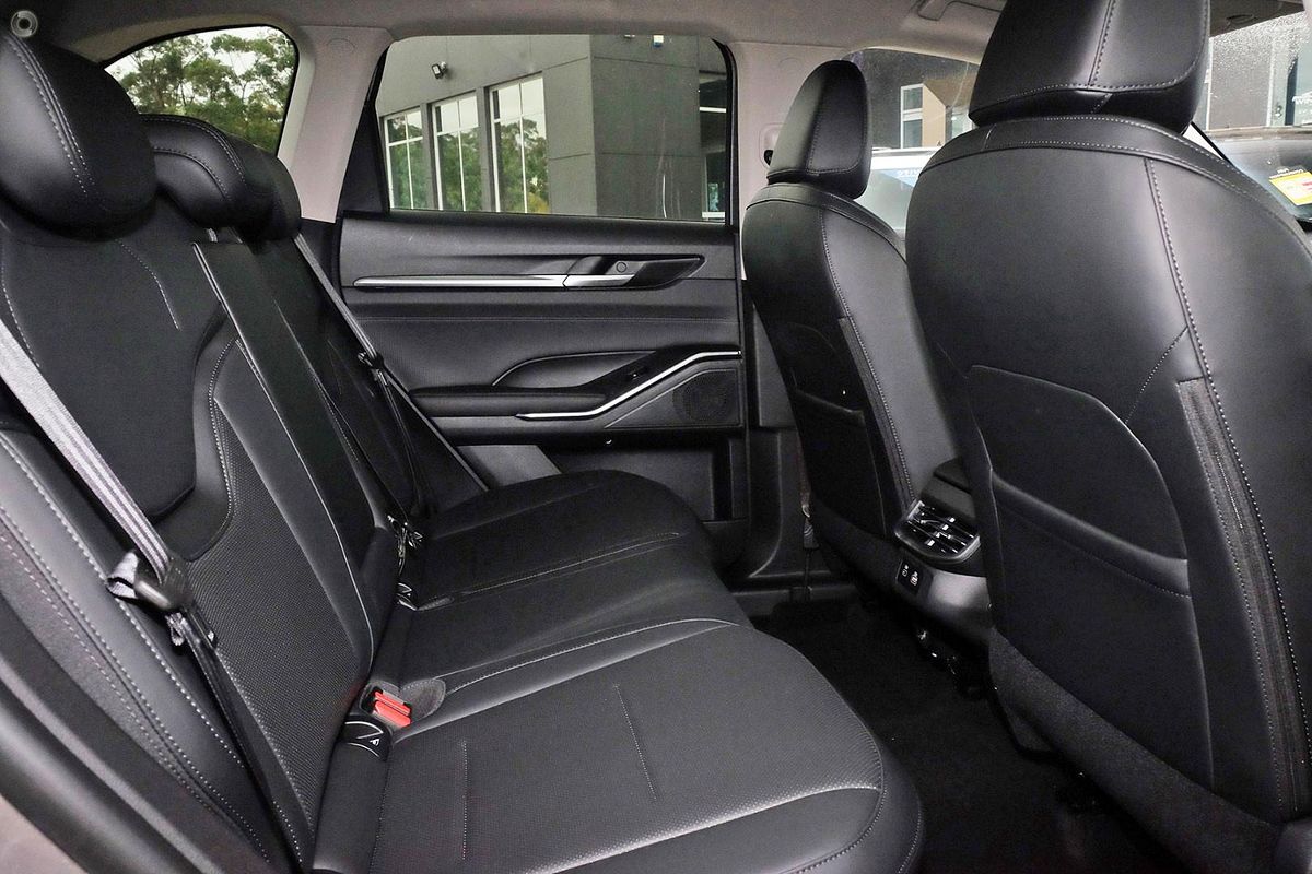 2025 GWM Haval H6 Ultra Hybrid B01