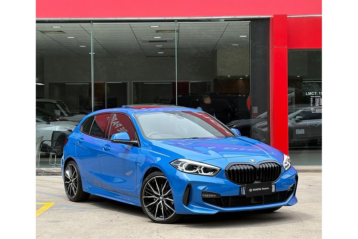 2023 BMW 1 18i M SPORT F40