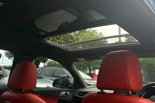 2023 BMW 1 18i M SPORT F40