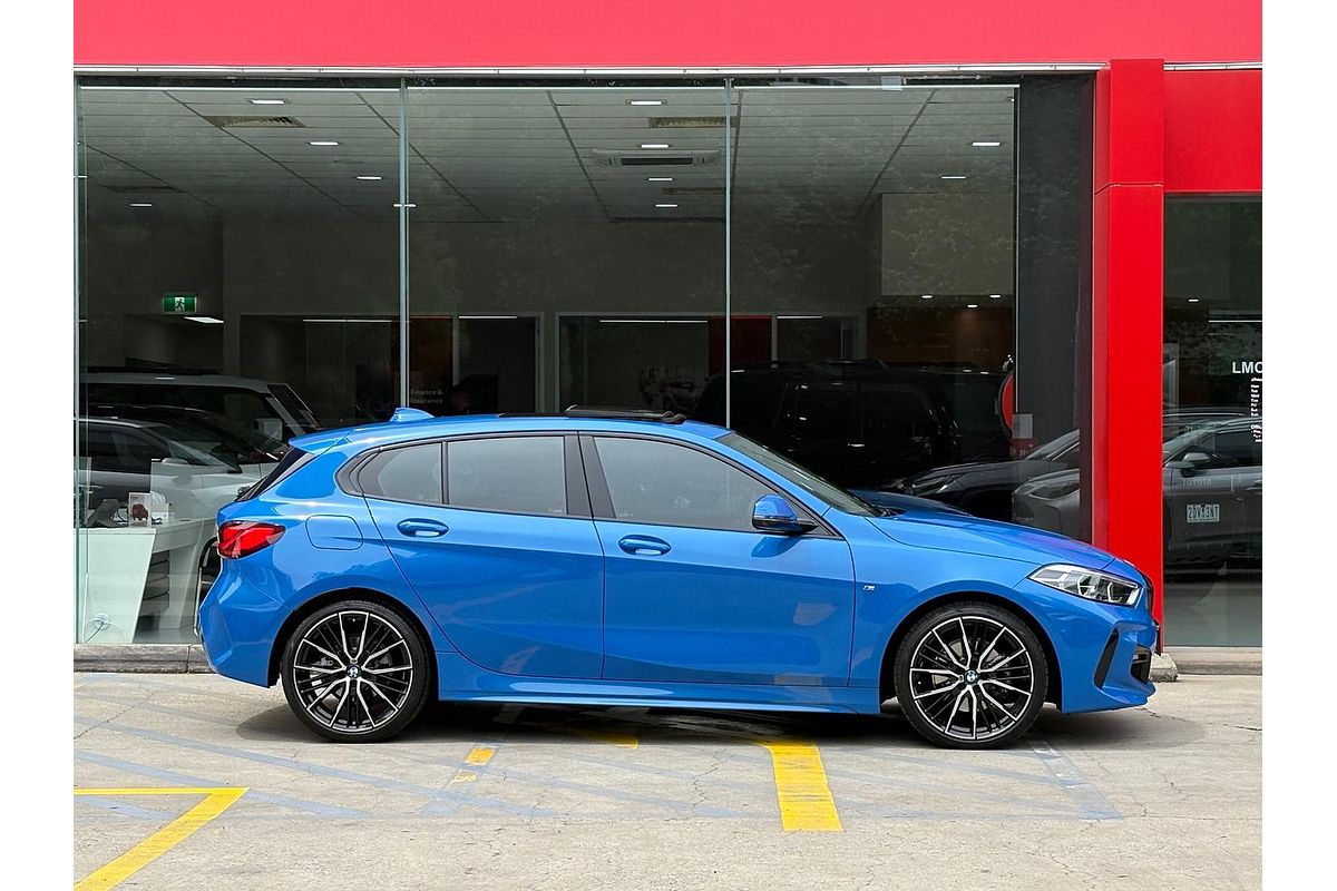 2023 BMW 1 18i M SPORT F40