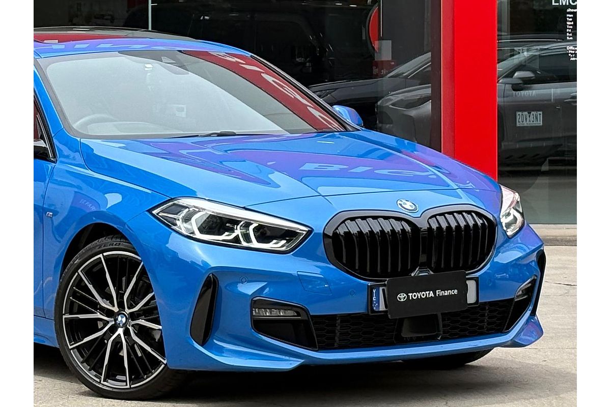 2023 BMW 1 18i M SPORT F40