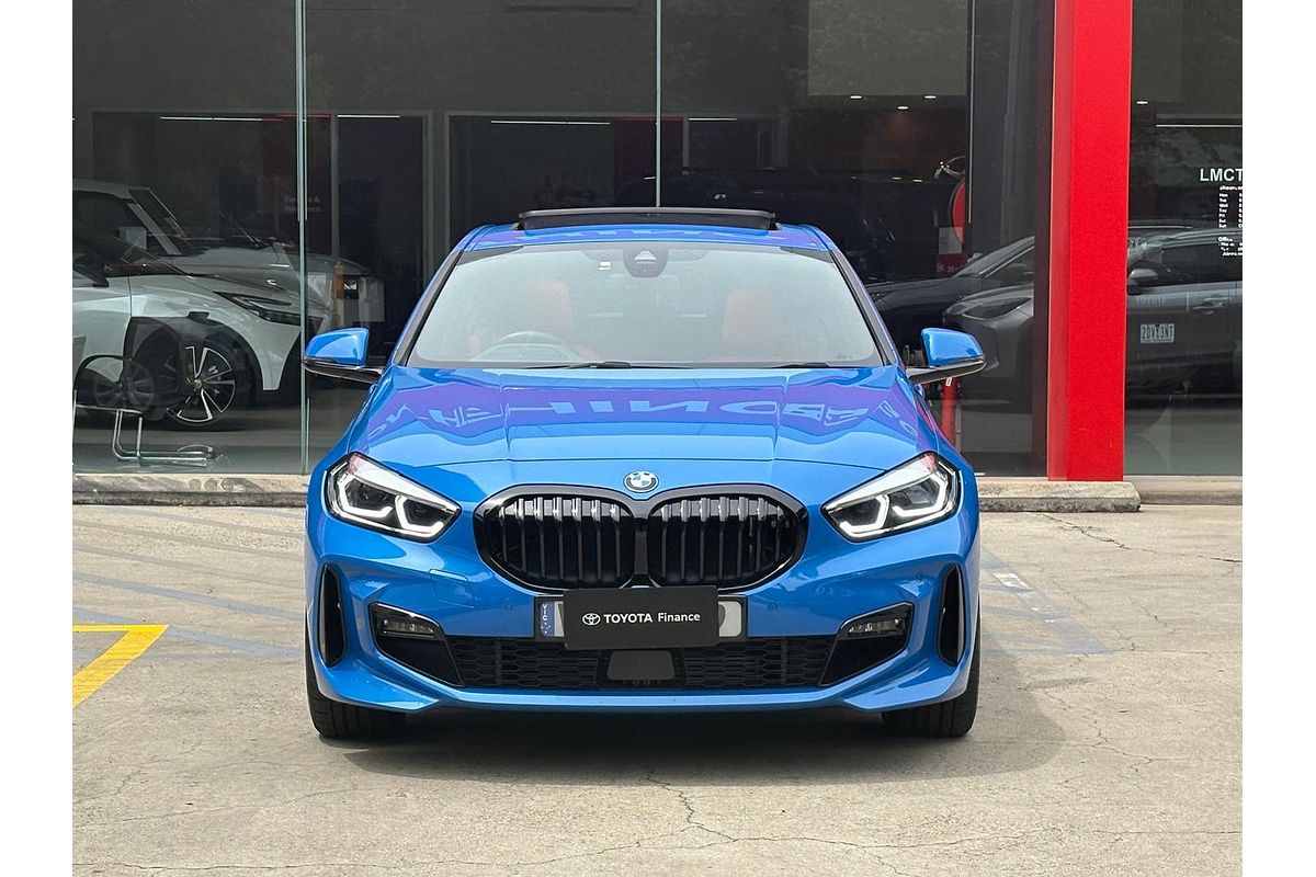 2023 BMW 1 18i M SPORT F40