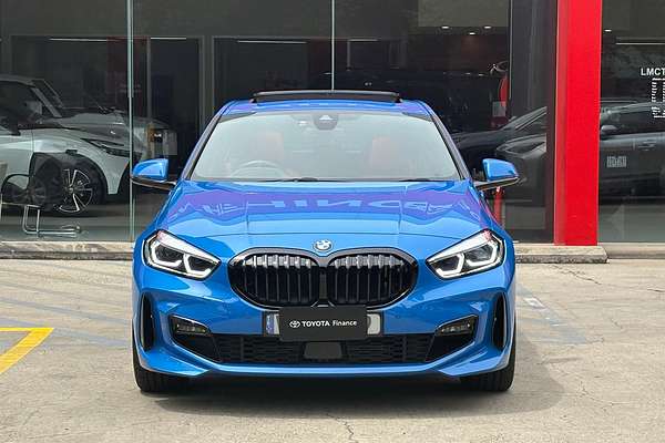 2023 BMW 1 18i M SPORT F40