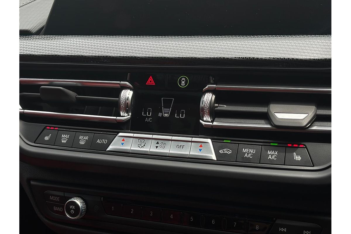 2023 BMW 1 18i M SPORT F40