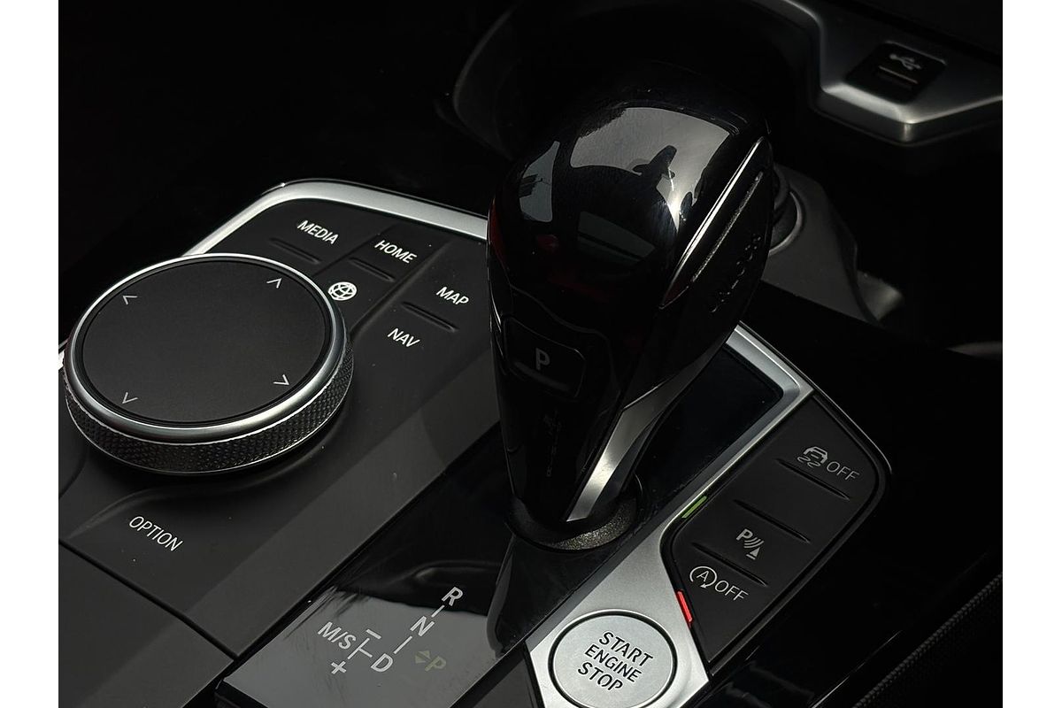 2023 BMW 1 18i M SPORT F40