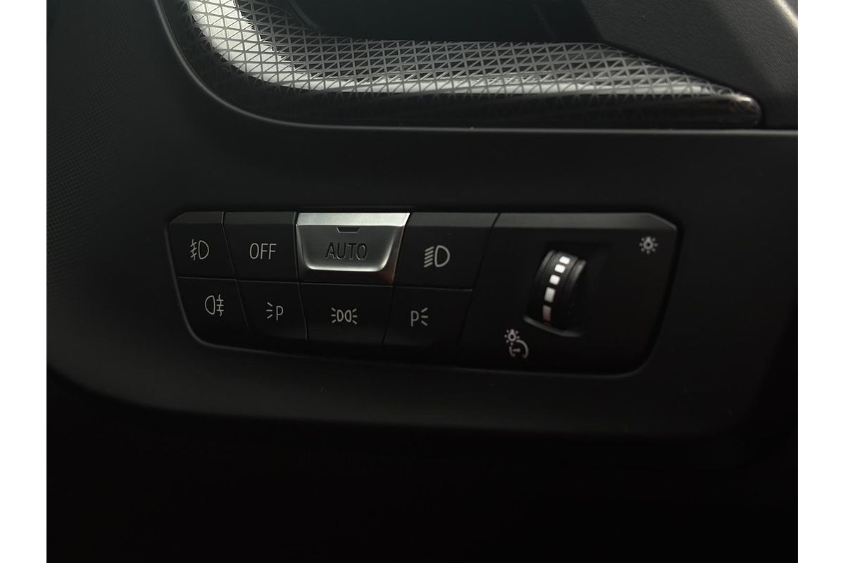 2023 BMW 1 18i M SPORT F40