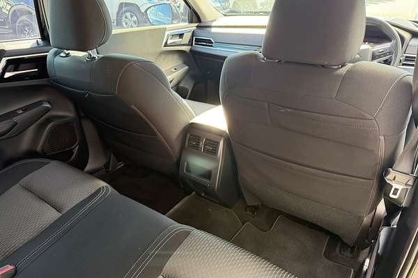 2021 Mitsubishi Outlander ES ZM