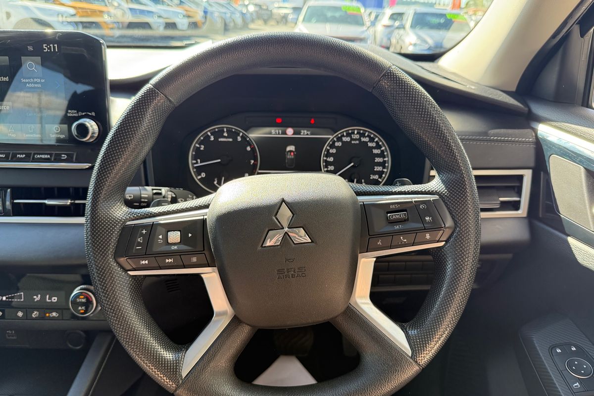 2021 Mitsubishi Outlander ES ZM