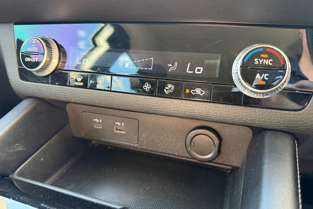 2021 Mitsubishi Outlander ES ZM