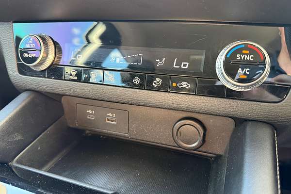 2021 Mitsubishi Outlander ES ZM