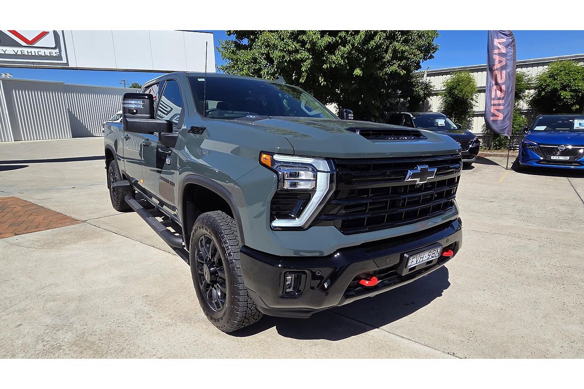 2025 Chevrolet Silverado HD LTZ Premium W/Tech Pack T1 4X4