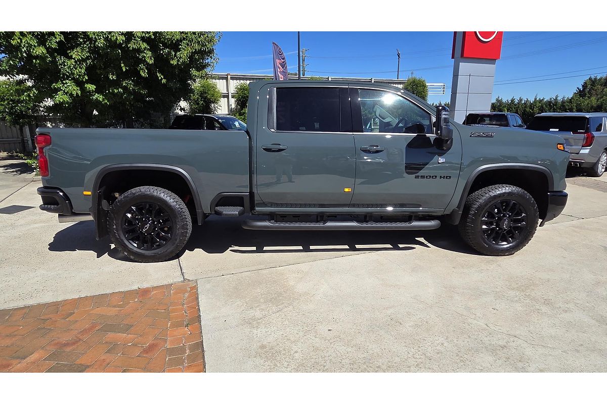 2025 Chevrolet Silverado HD LTZ Premium W/Tech Pack T1 4X4