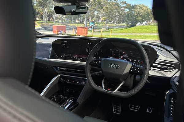 2025 Audi SQ5 Edition One GU