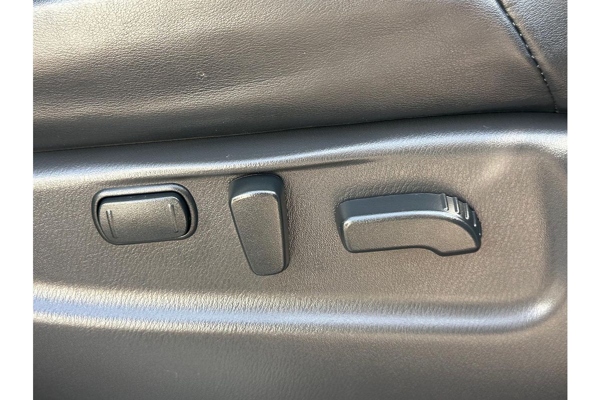 2023 Nissan Patrol Ti-L Y62