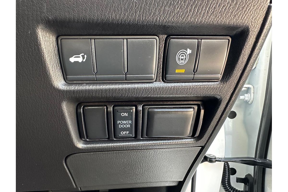 2023 Nissan Patrol Ti-L Y62