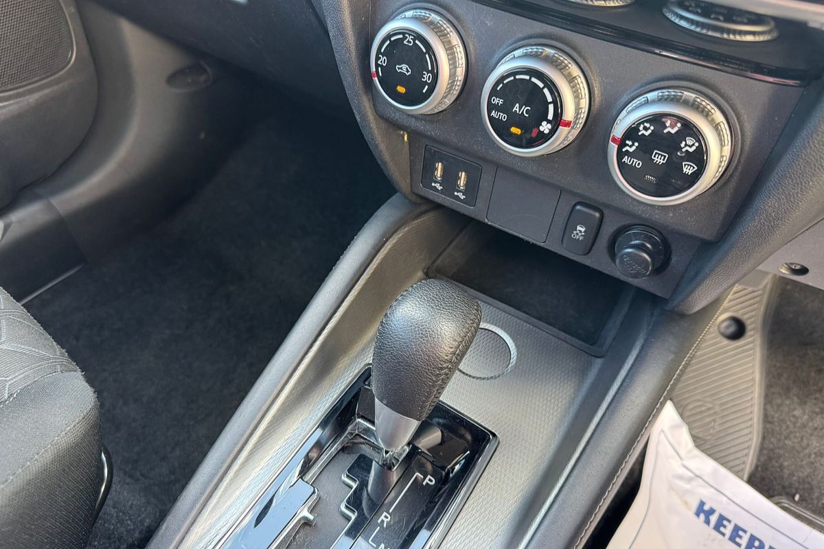 2022 Mitsubishi ASX ES XD