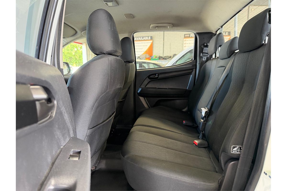 2018 Isuzu D-MAX SX High Ride Rear Wheel Drive