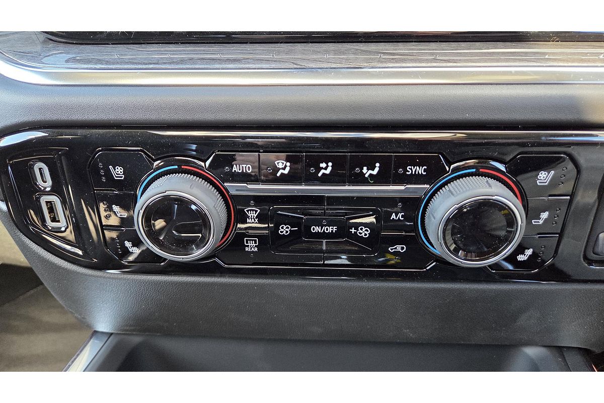 2025 Chevrolet Silverado HD LTZ Premium W/Tech Pack T1 4X4