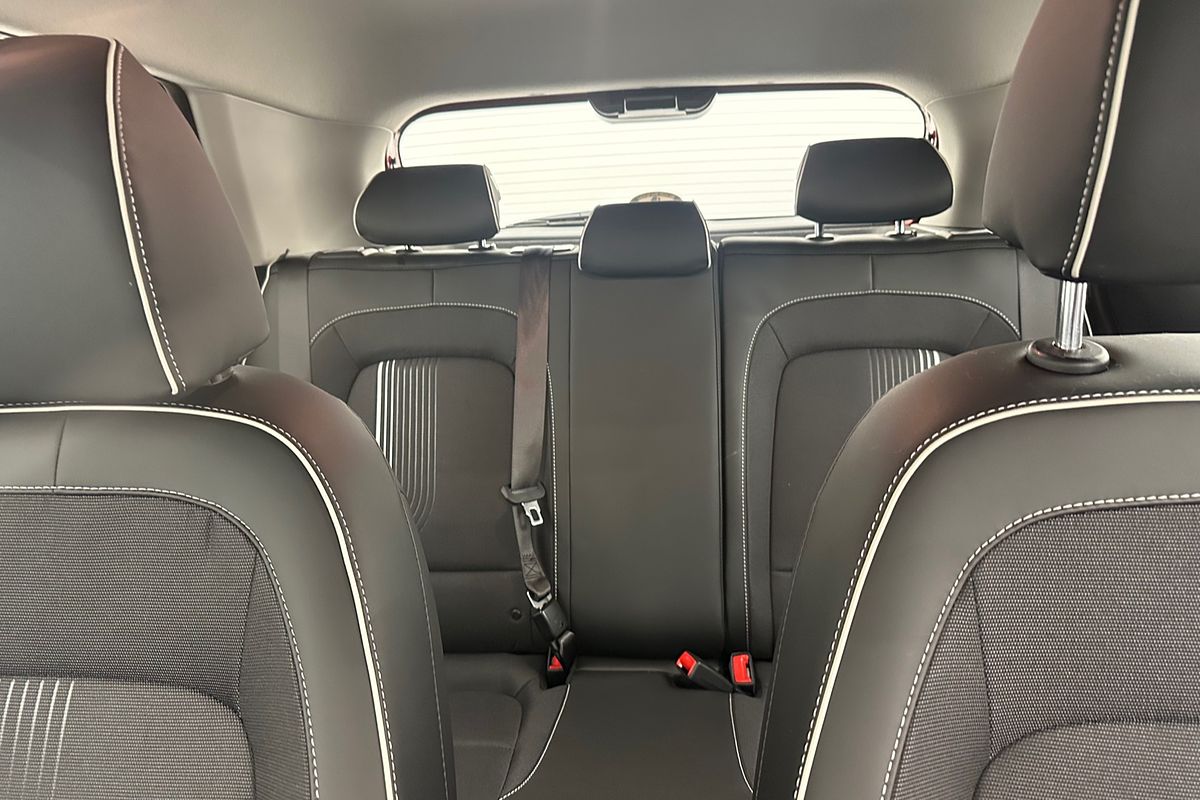 2025 Hyundai Venue Active QX.V5